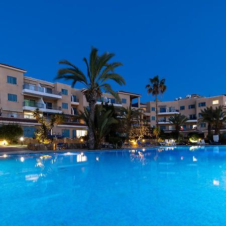 105 Kings Palace - Fabulous 2 Bed, 2 Bath, Large Patio With Garden - Sea Views Paphos Eksteriør bilde