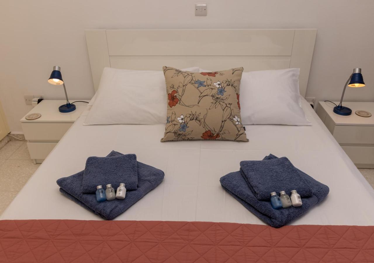 105 Kings Palace - Fabulous 2 Bed, 2 Bath, Large Patio With Garden - Sea Views Paphos Eksteriør bilde