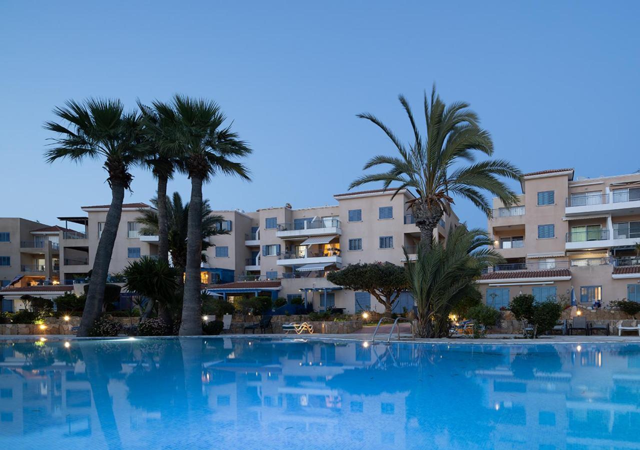 105 Kings Palace - Fabulous 2 Bed, 2 Bath, Large Patio With Garden - Sea Views Paphos Eksteriør bilde
