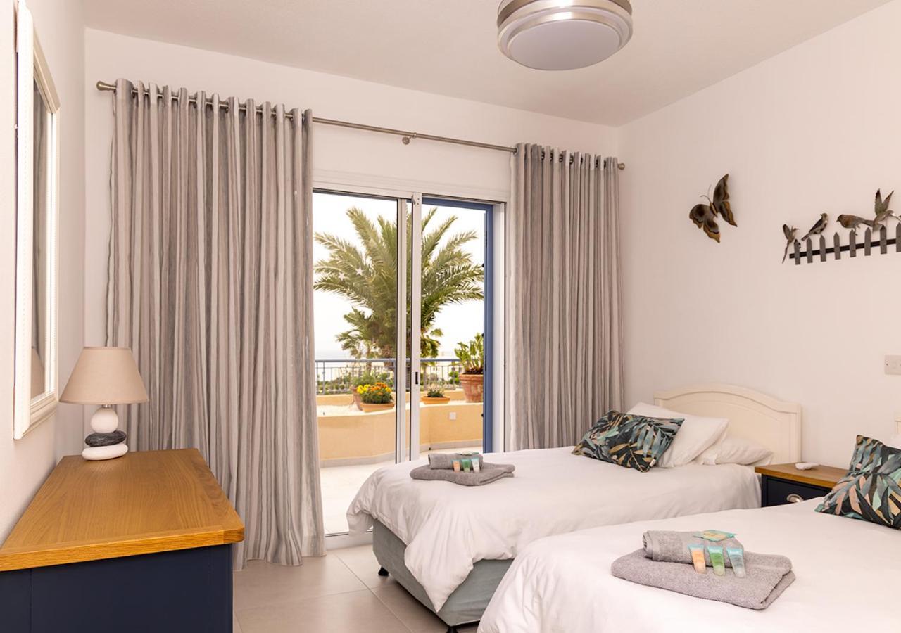 105 Kings Palace - Fabulous 2 Bed, 2 Bath, Large Patio With Garden - Sea Views Paphos Eksteriør bilde