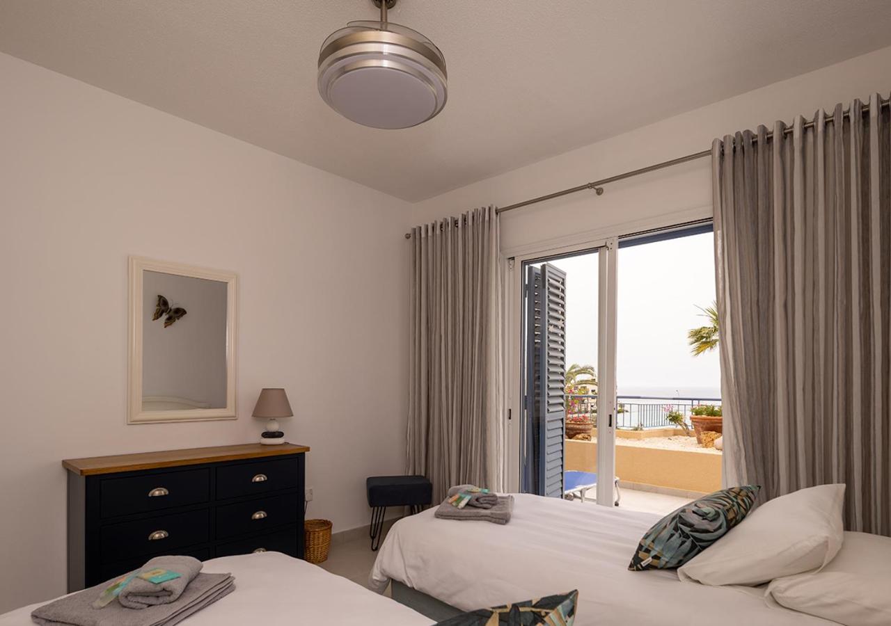 105 Kings Palace - Fabulous 2 Bed, 2 Bath, Large Patio With Garden - Sea Views Paphos Eksteriør bilde