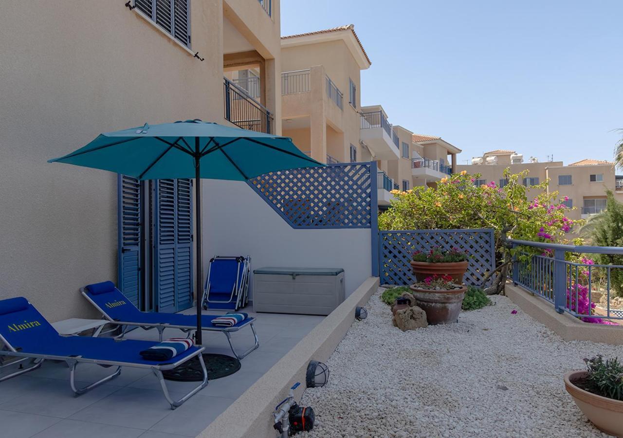 105 Kings Palace - Fabulous 2 Bed, 2 Bath, Large Patio With Garden - Sea Views Paphos Eksteriør bilde
