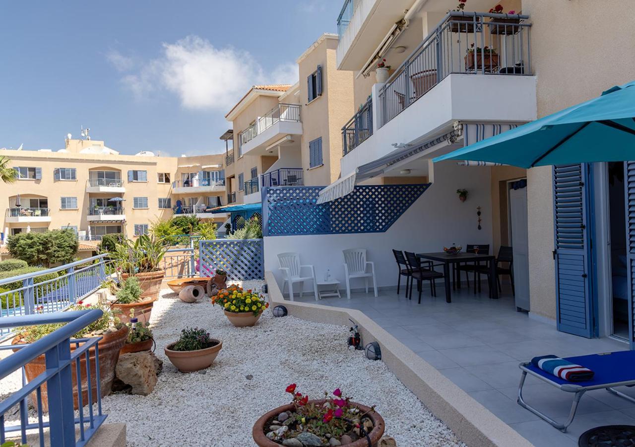 105 Kings Palace - Fabulous 2 Bed, 2 Bath, Large Patio With Garden - Sea Views Paphos Eksteriør bilde