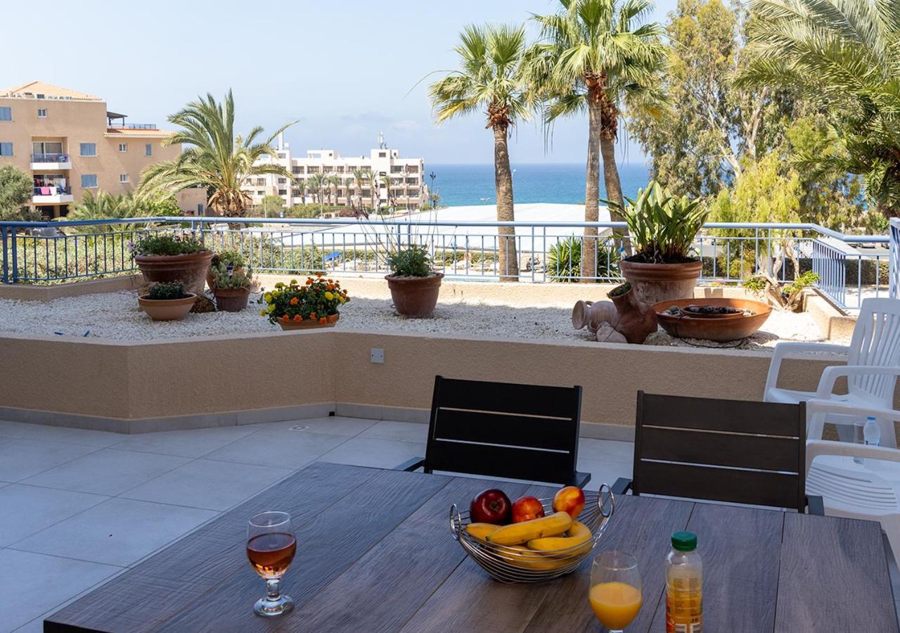 105 Kings Palace - Fabulous 2 Bed, 2 Bath, Large Patio With Garden - Sea Views Paphos Eksteriør bilde