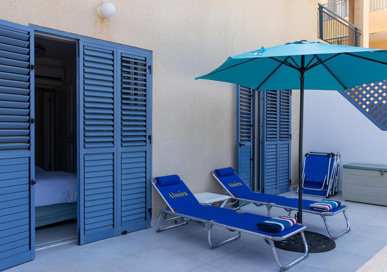 105 Kings Palace - Fabulous 2 Bed, 2 Bath, Large Patio With Garden - Sea Views Paphos Eksteriør bilde