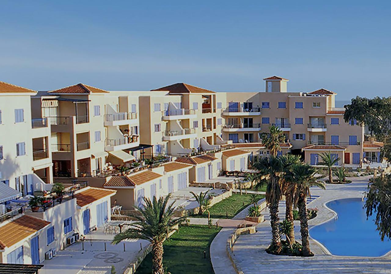 105 Kings Palace - Fabulous 2 Bed, 2 Bath, Large Patio With Garden - Sea Views Paphos Eksteriør bilde