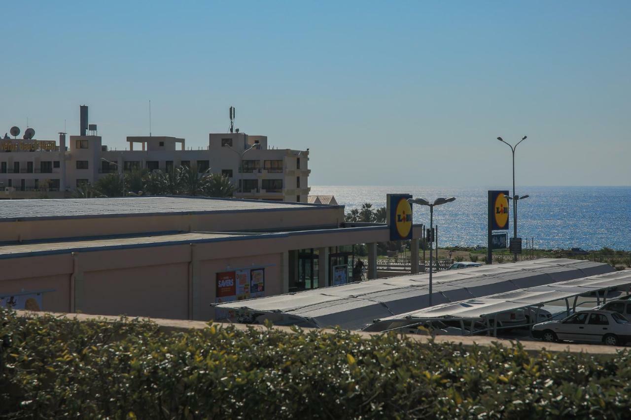 105 Kings Palace - Fabulous 2 Bed, 2 Bath, Large Patio With Garden - Sea Views Paphos Eksteriør bilde