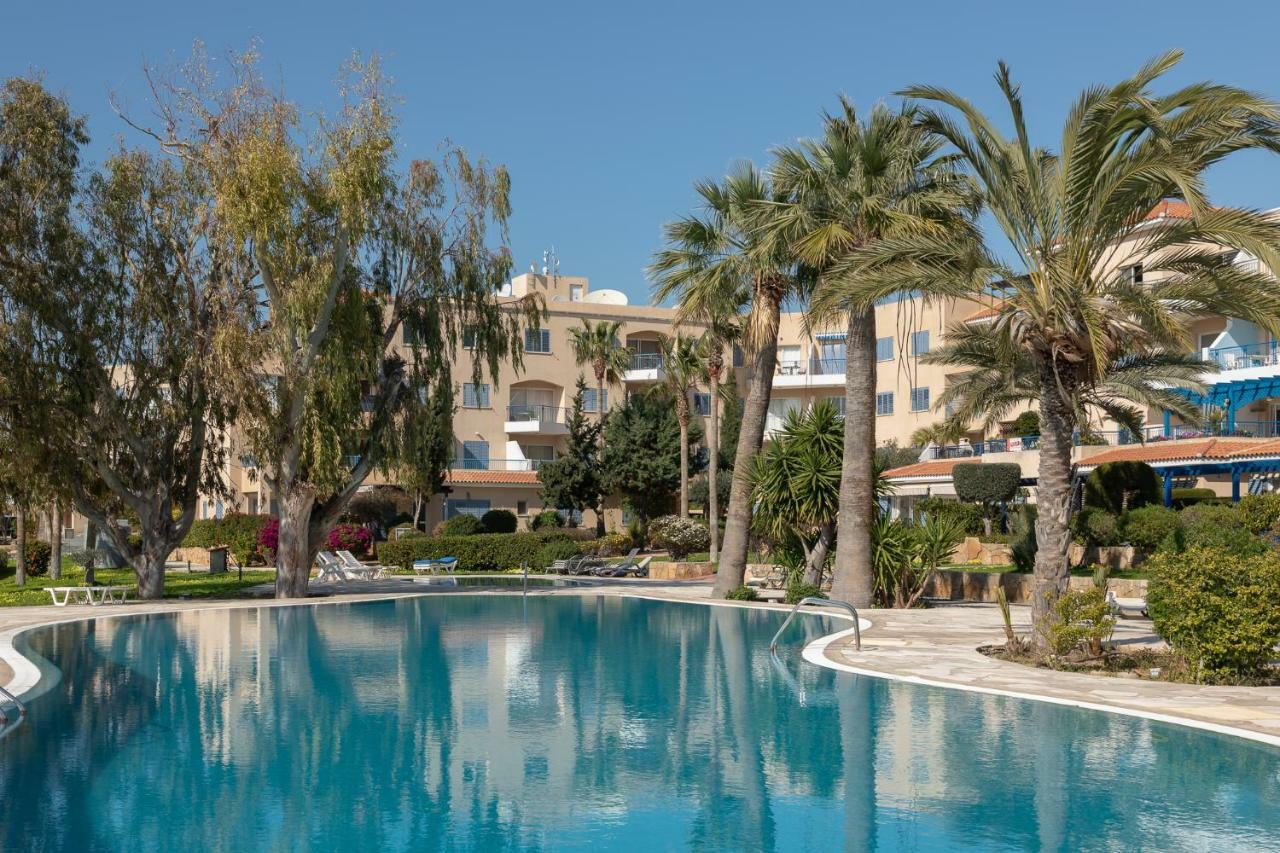 105 Kings Palace - Fabulous 2 Bed, 2 Bath, Large Patio With Garden - Sea Views Paphos Eksteriør bilde