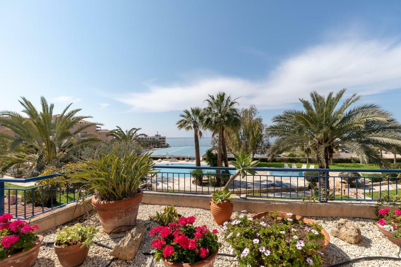 105 Kings Palace - Fabulous 2 Bed, 2 Bath, Large Patio With Garden - Sea Views Paphos Eksteriør bilde