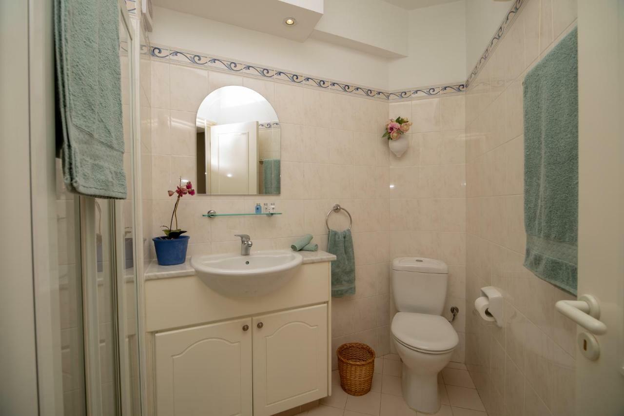 105 Kings Palace - Fabulous 2 Bed, 2 Bath, Large Patio With Garden - Sea Views Paphos Eksteriør bilde