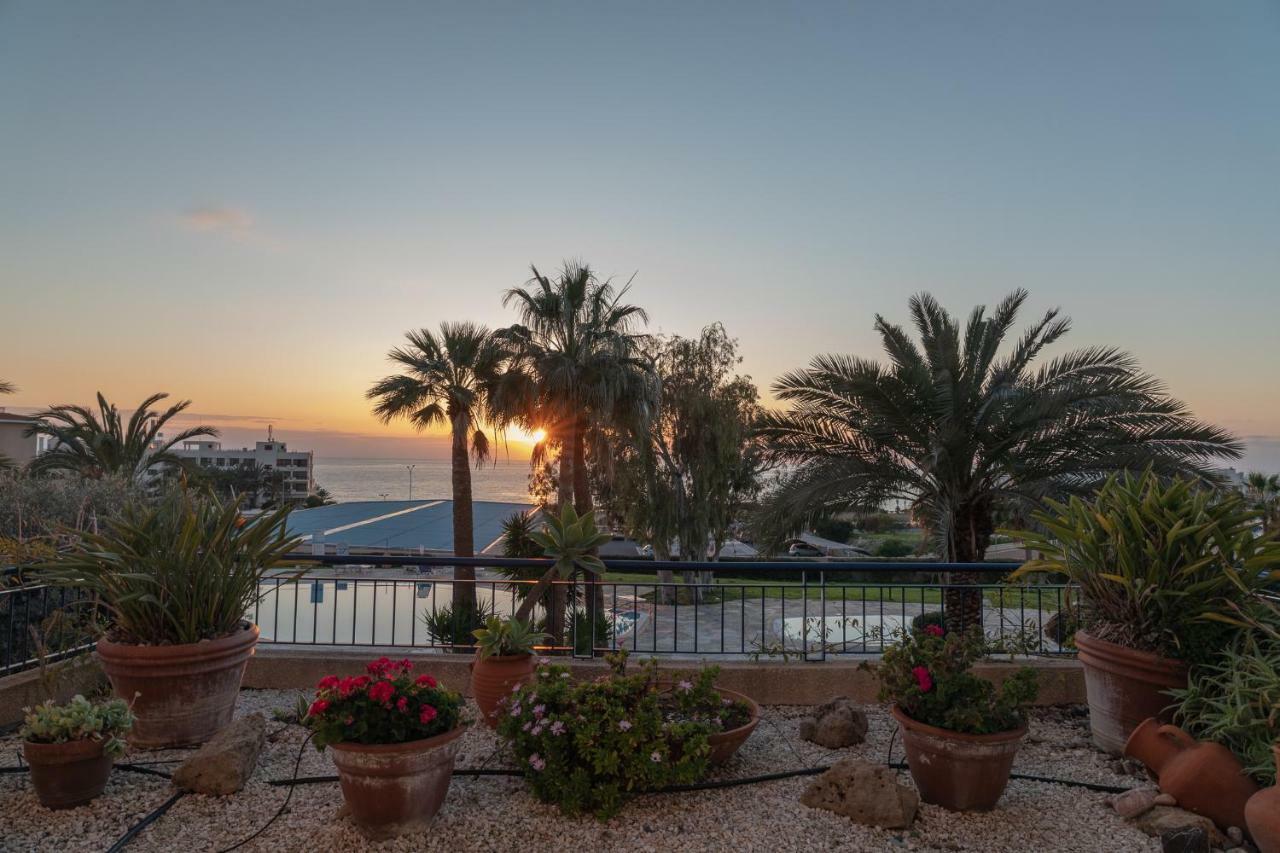 105 Kings Palace - Fabulous 2 Bed, 2 Bath, Large Patio With Garden - Sea Views Paphos Eksteriør bilde